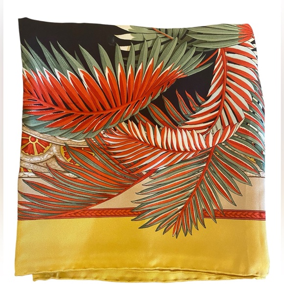 Authentic Salvatore Ferragamo Silk Scarf - Picture 4 of 5